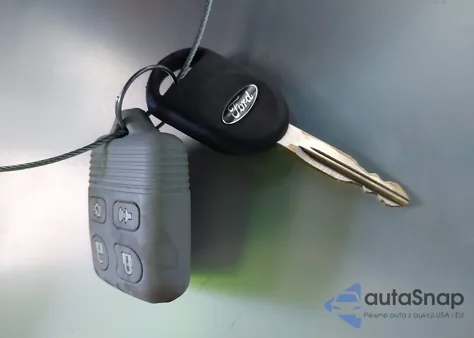 2003 Ford Taurus Se из США, поврежденный, VIN 1FAFP53UX3G255158